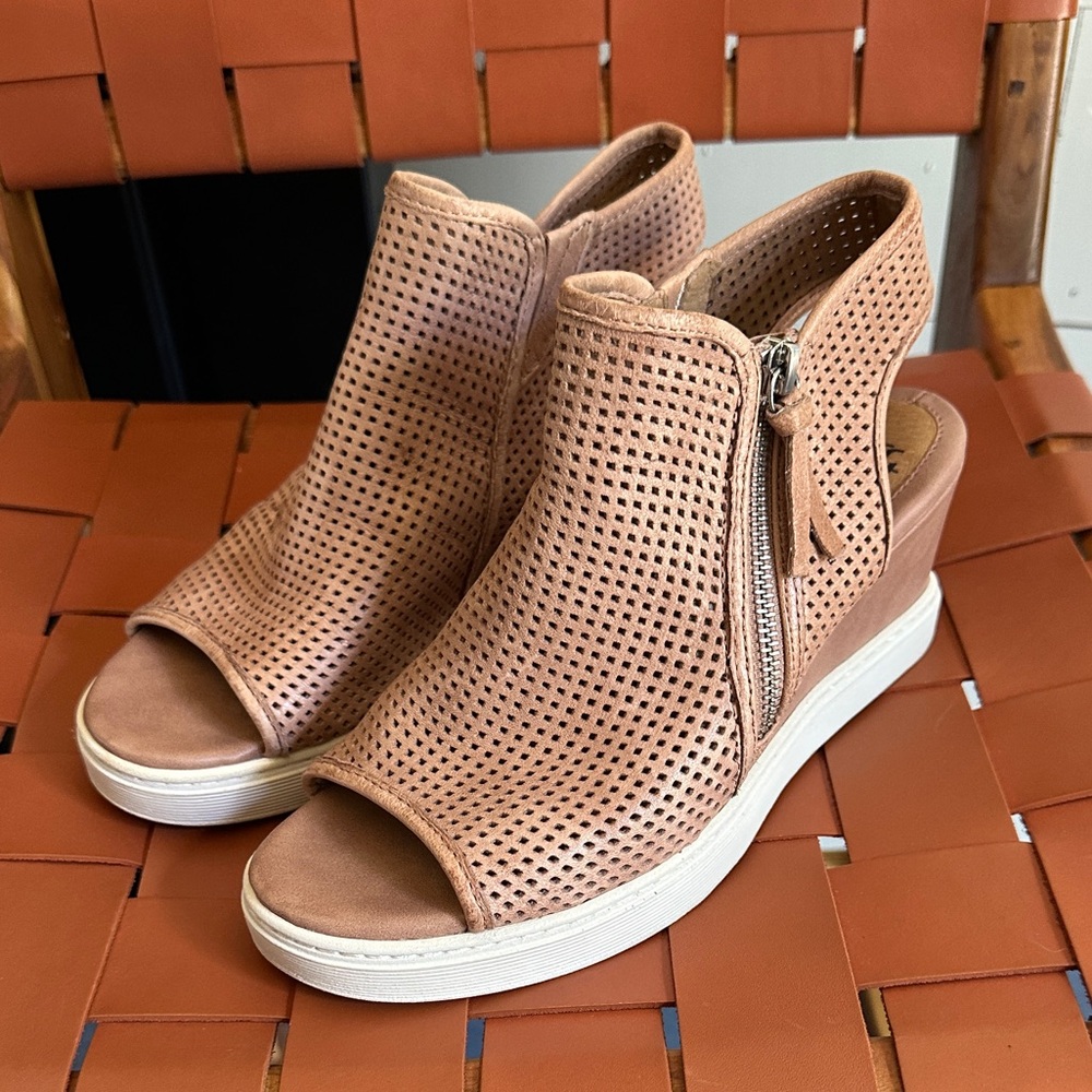 Pale Pink Sofft Peep-Toe Wedges - Size 8